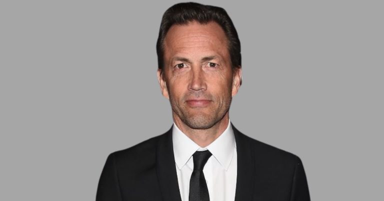 Andrew Shue